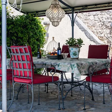 Cypress & Olive House Ckk 178 * Sveti Ivan Dobrinjski